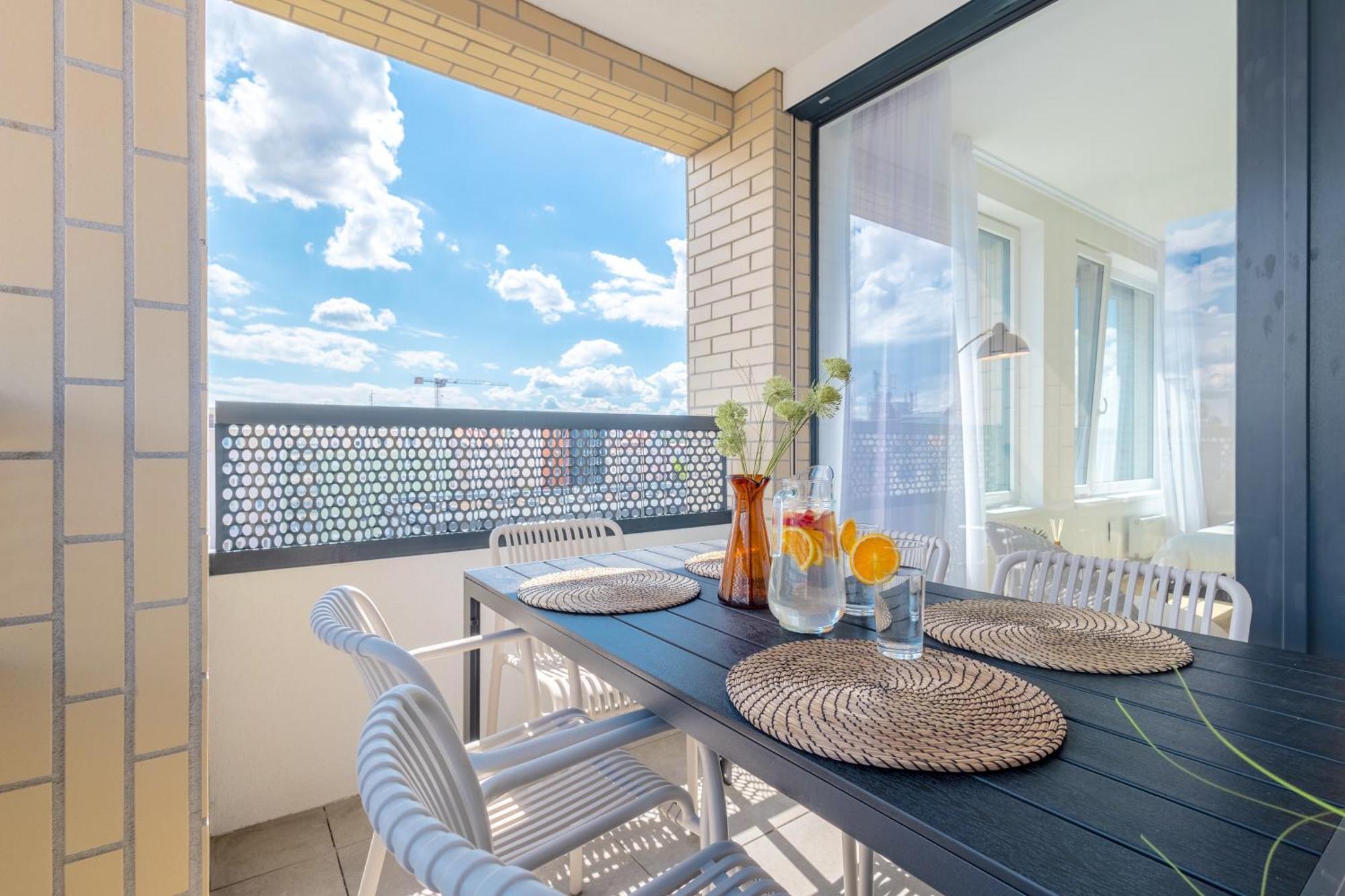 Апартаменты Bright 2Br - 5Th Floor, Balcony, Free Parking By Gravity Прага Экстерьер фото