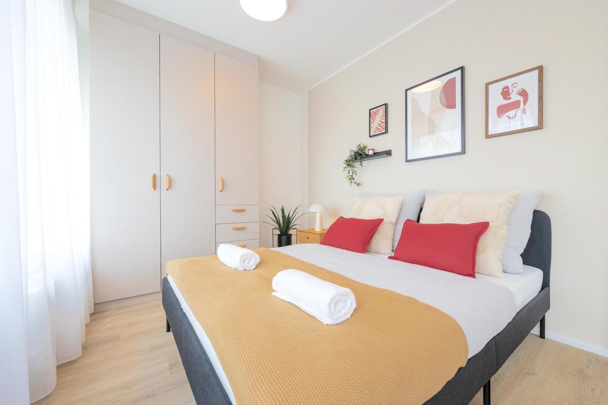 Апартаменты Bright 2Br - 5Th Floor, Balcony, Free Parking By Gravity Прага Экстерьер фото