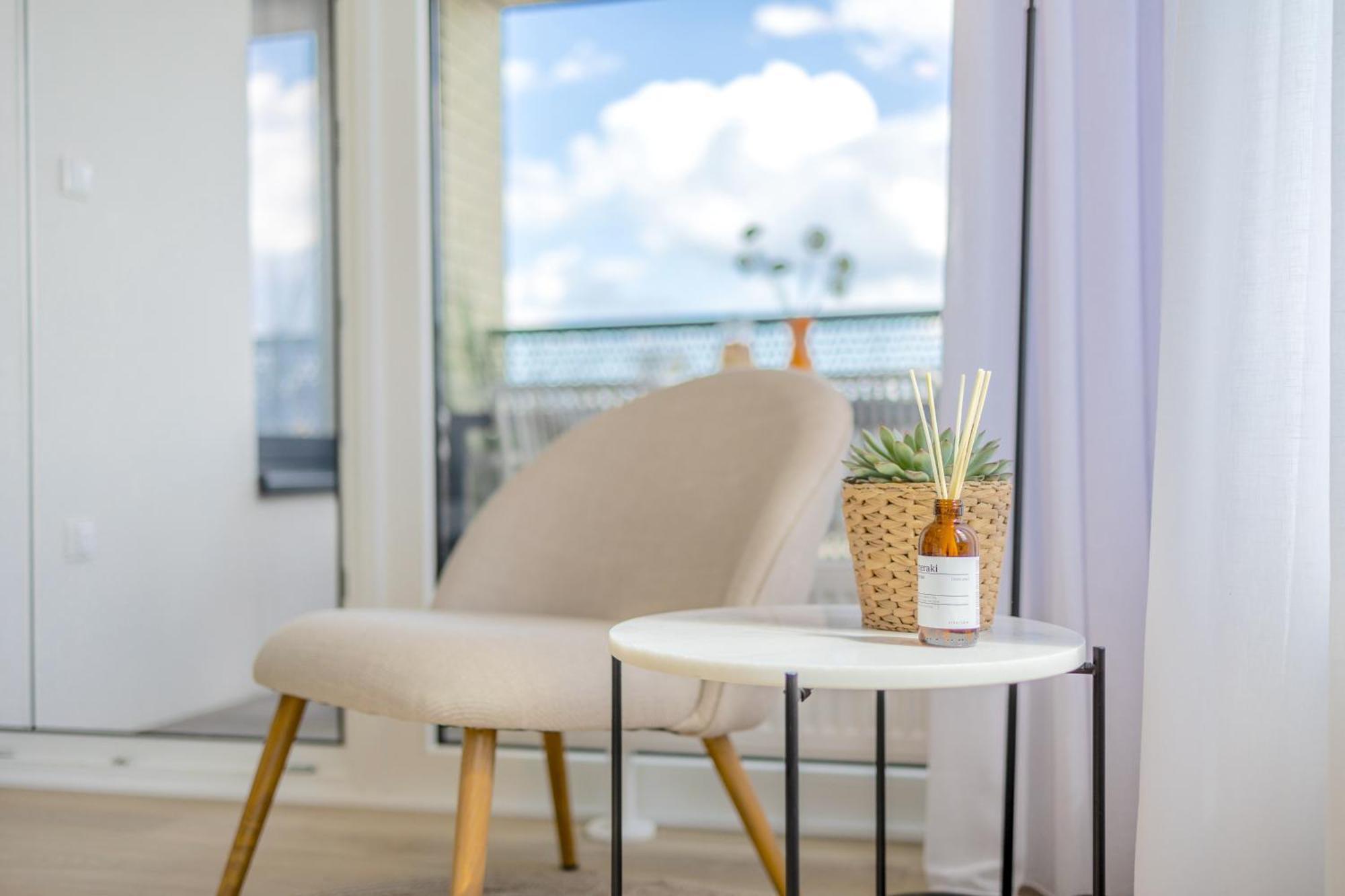 Апартаменты Bright 2Br - 5Th Floor, Balcony, Free Parking By Gravity Прага Экстерьер фото